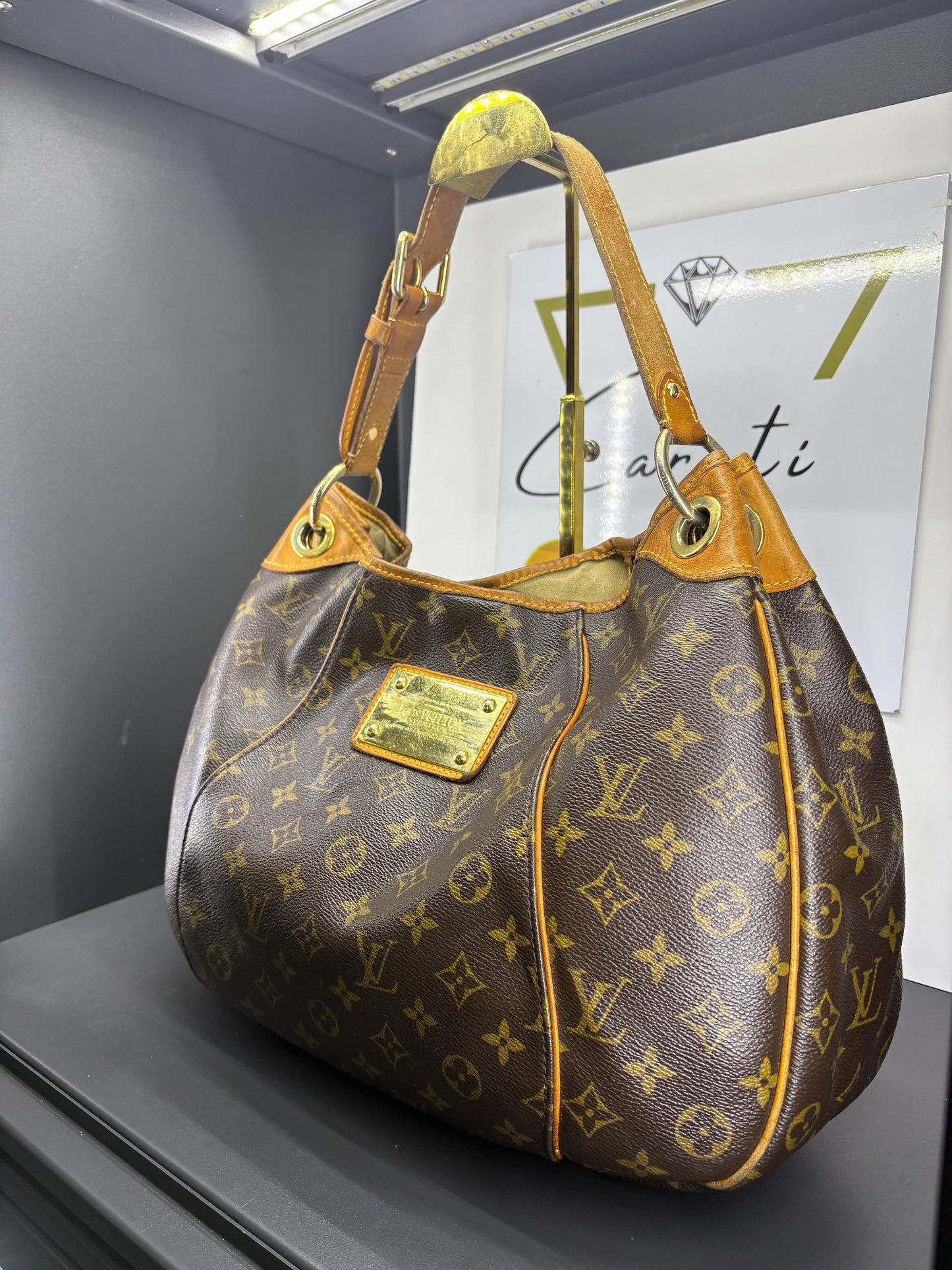 Louis Vuitton Galliera