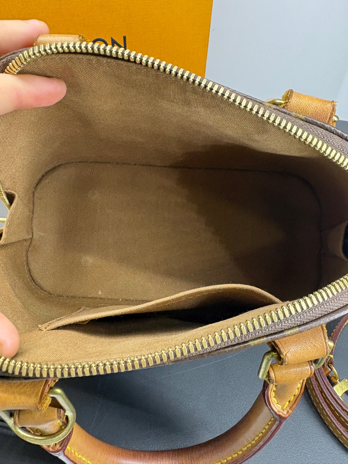 Louis Vuitton Alma BB