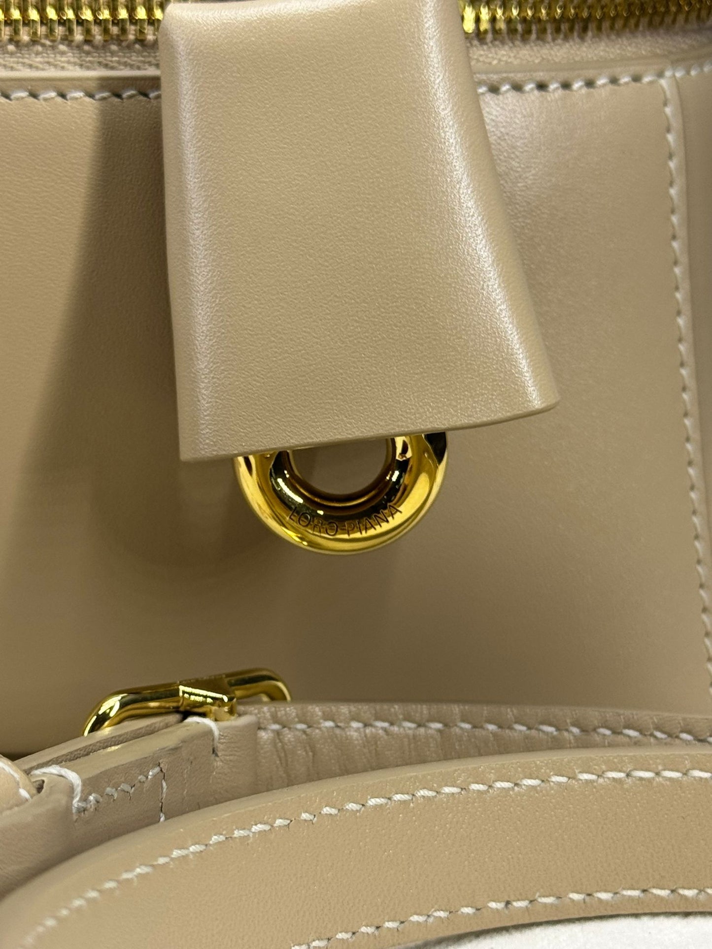 Loro Piana Extra Bag L23