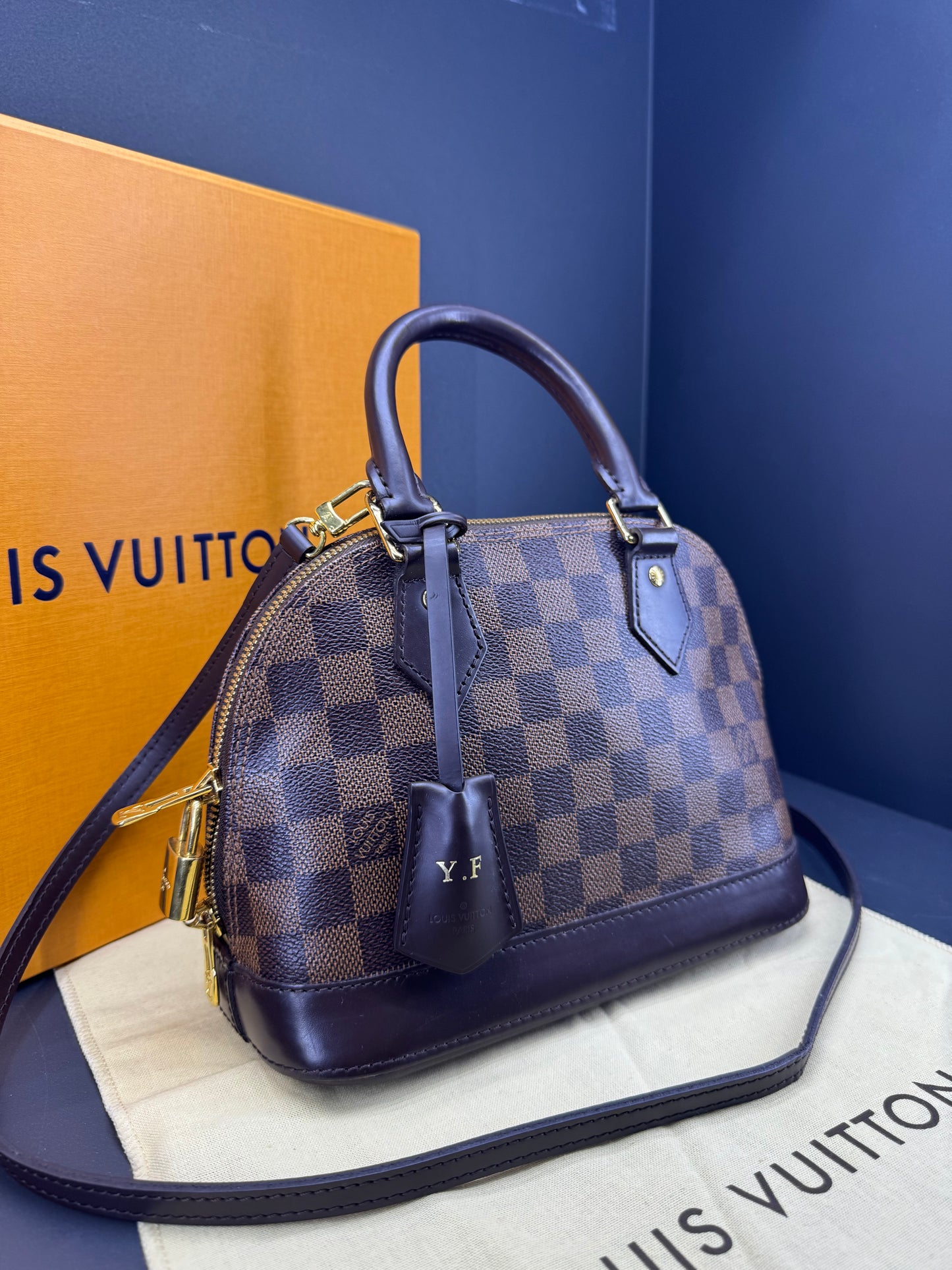 Louis Vuitton alma BB damier ebene