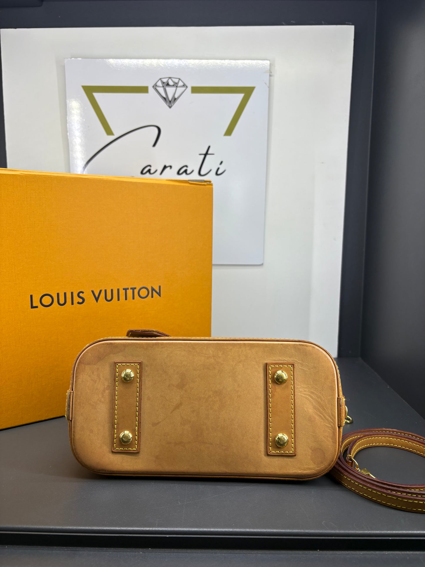 Louis Vuitton Alma BB