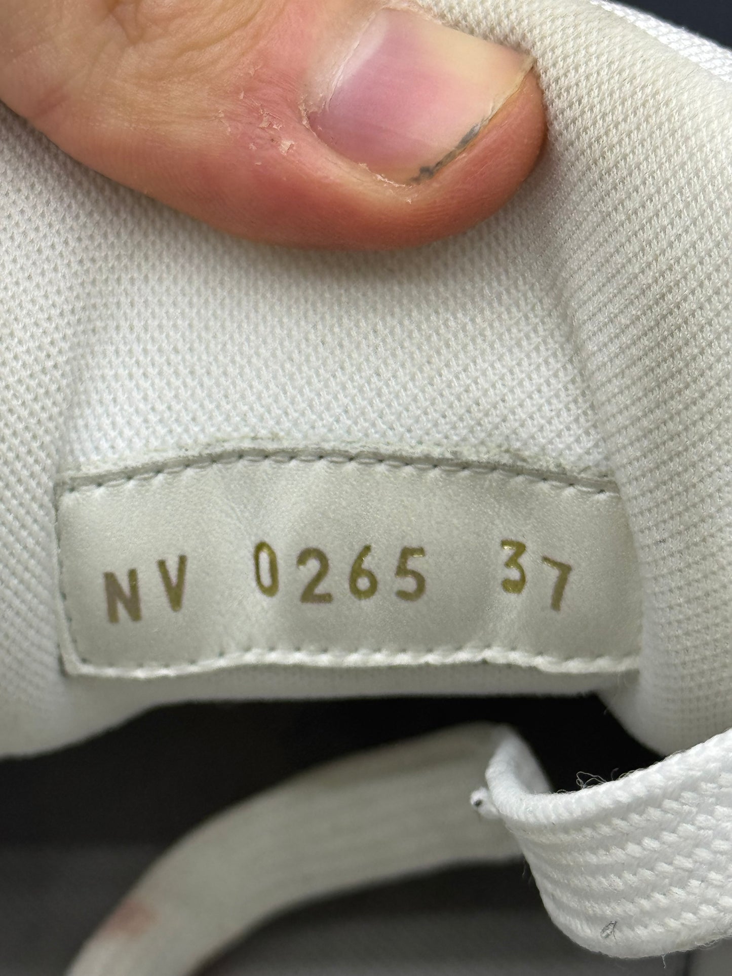 Louis Vuitton trainer grigie numero 37