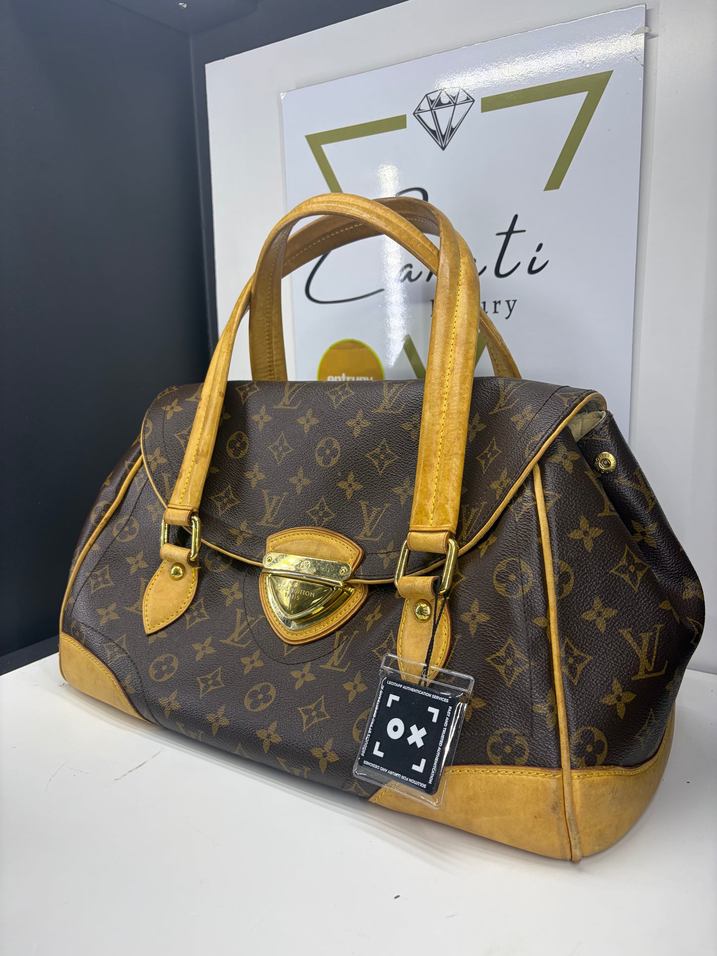 Louis Vuitton Benverly GM