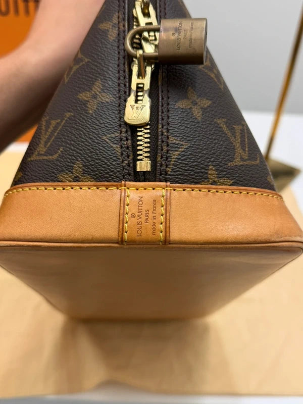 Louis Vuitton Alma Medium con Monogram