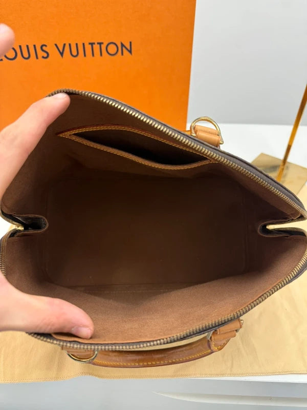 Louis Vuitton Alma Medium con Monogram