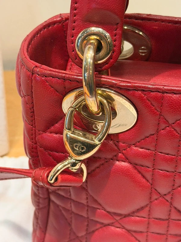 Dior Lady mini rossa