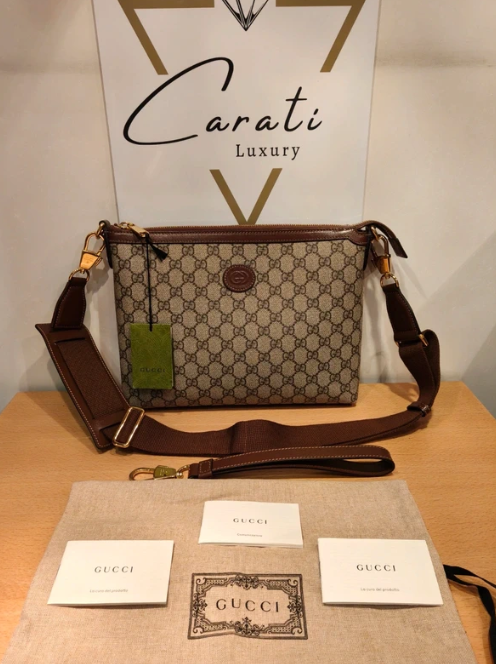 Gucci Supreme Interlocking