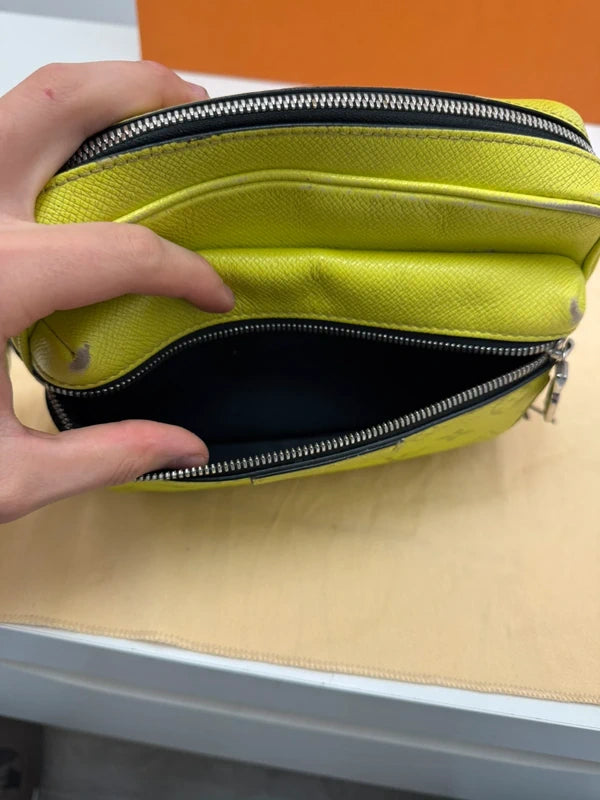 Louis Vuitton Marsupio Lime