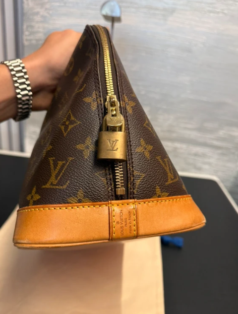 Louis Vuitton Alma PM