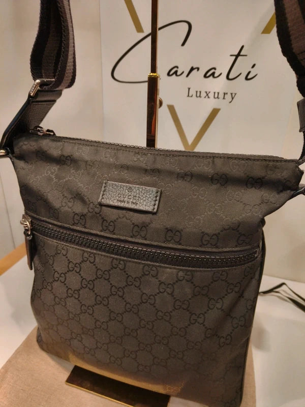 Gucci Tracolla monogram