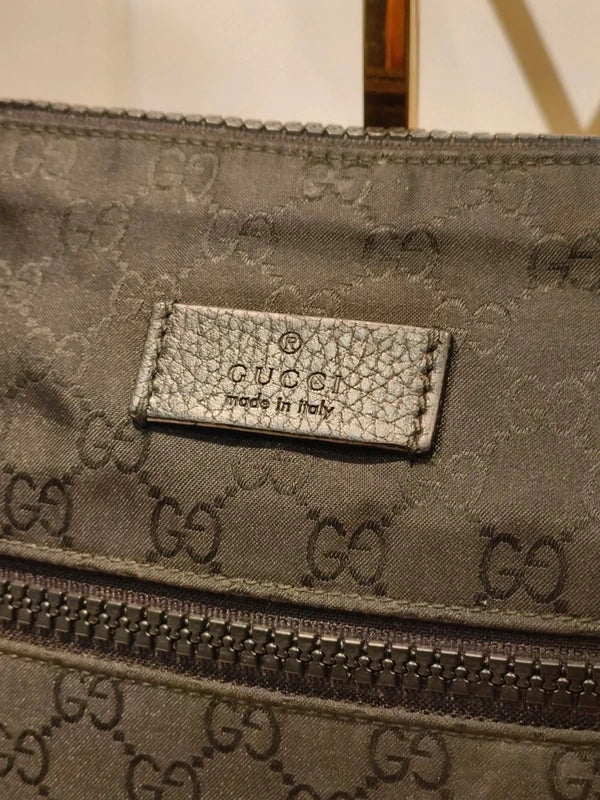 Gucci Tracolla monogram