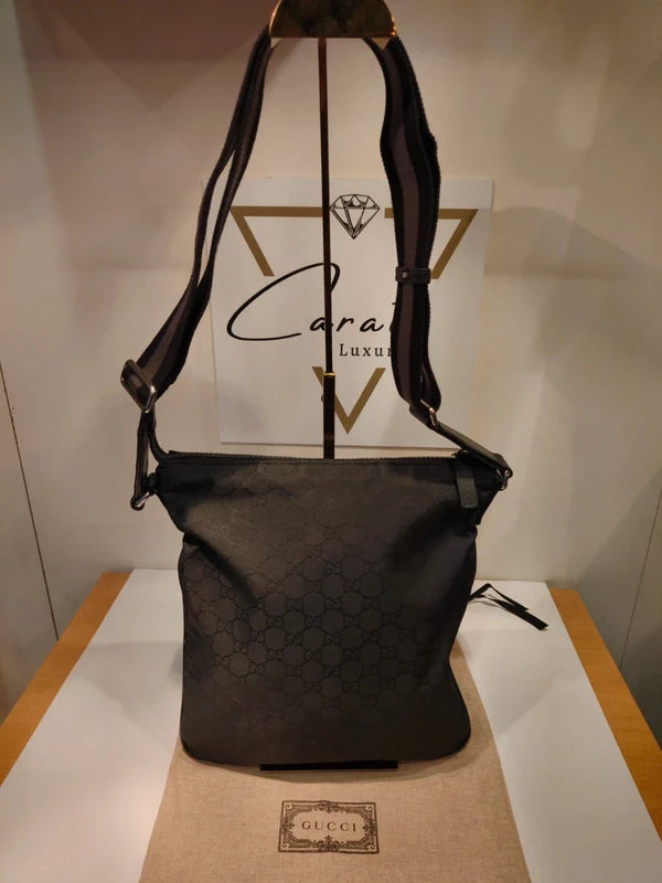 Gucci Tracolla monogram
